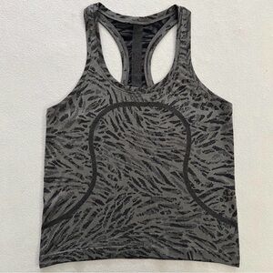 lululemon athletica swiftly Gray on Gray primal clash Tank Top Size 6